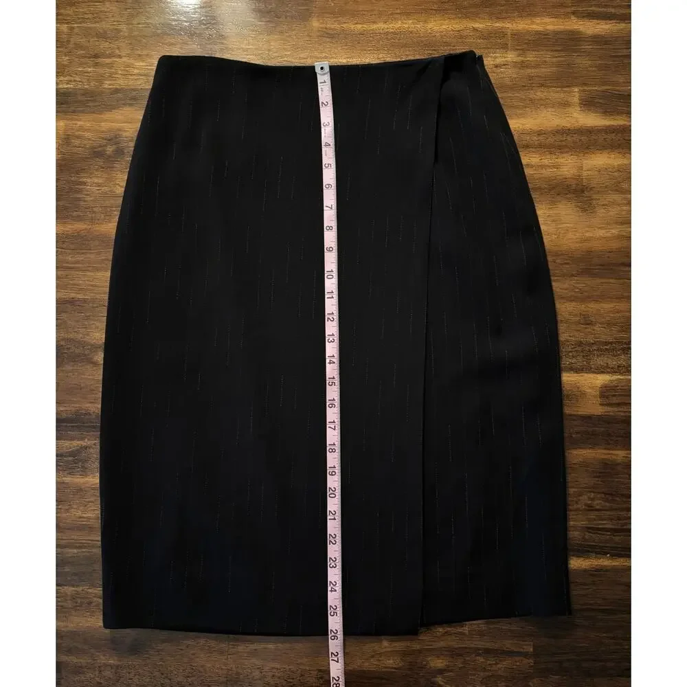 MM. LaFleur Size 8 Wrap Skirt Pencil Straight Lined Career Pinstripe